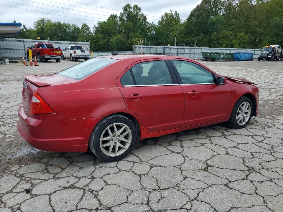 68444466 :رقم المزاد ، 3FAHP0JG1AR334295 vin ، 2010 Ford Fusion مزاد بيع