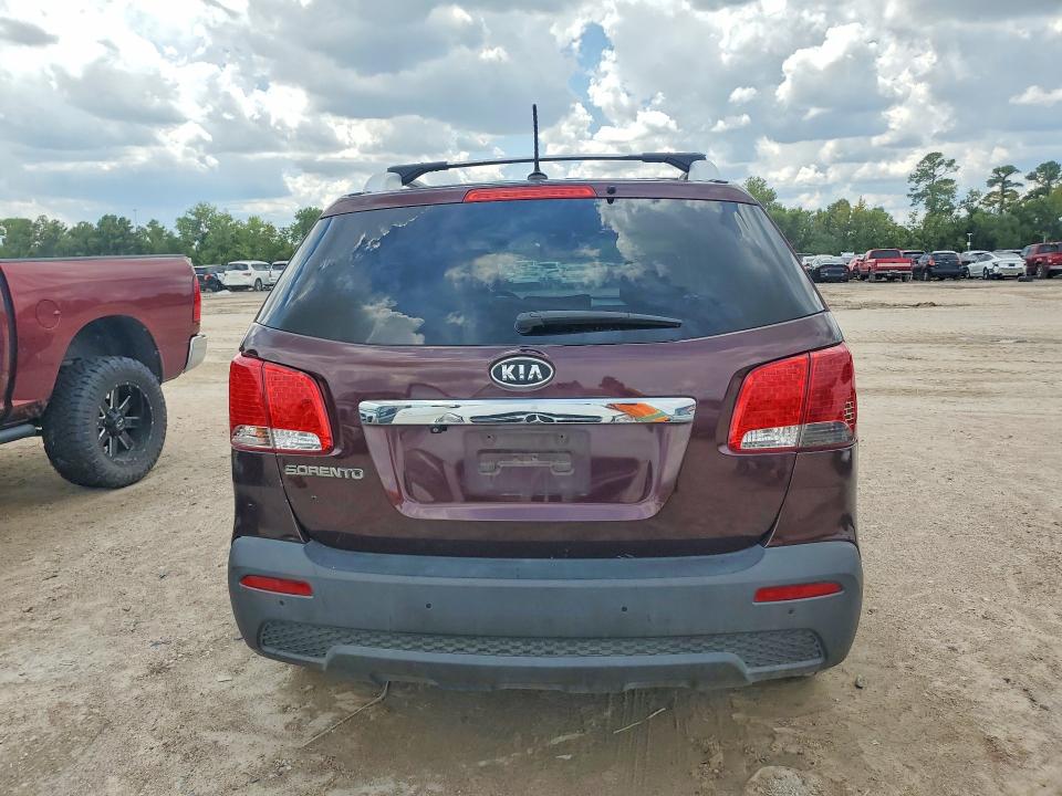 67980236 :رقم المزاد ، 5XYKT3A12BG046080 vin ، 2011 Kia Sorento مزاد بيع