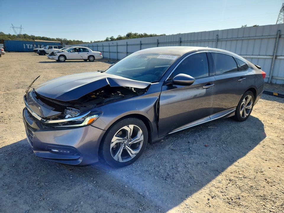 Aukcja sprzedaży 2018 Honda Accord, vin: 1HGCV1F40JA175330, numer aukcji: 69319426