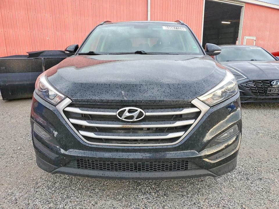 69067126 :رقم المزاد ، KM8J3CA43JU787112 vin ، 2018 Hyundai Tucson مزاد بيع