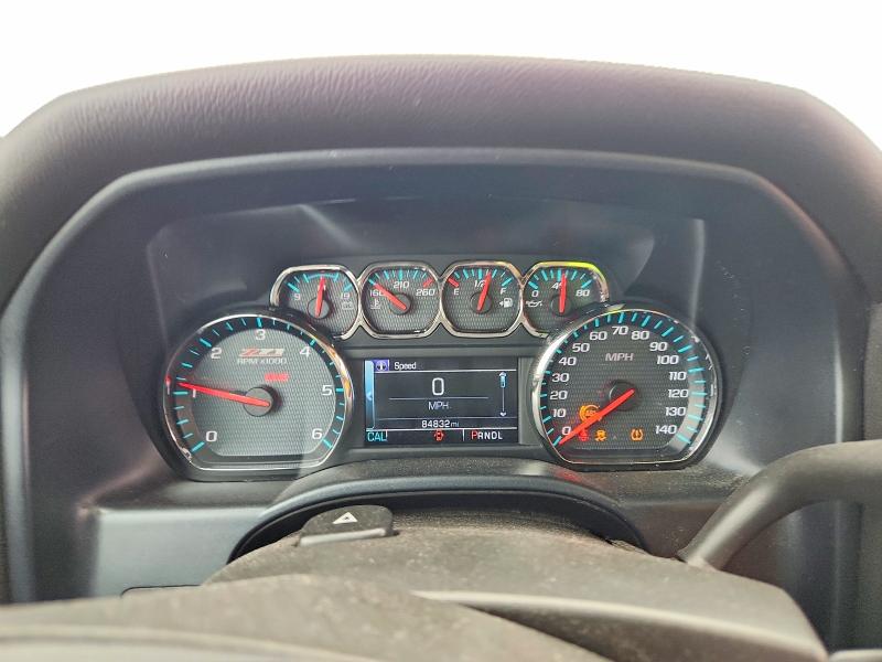 Продаж на аукціоні авто 2018 Chevrolet Silverado, vin: 1GCVKREC8JZ211628, номер лоту: 69217856