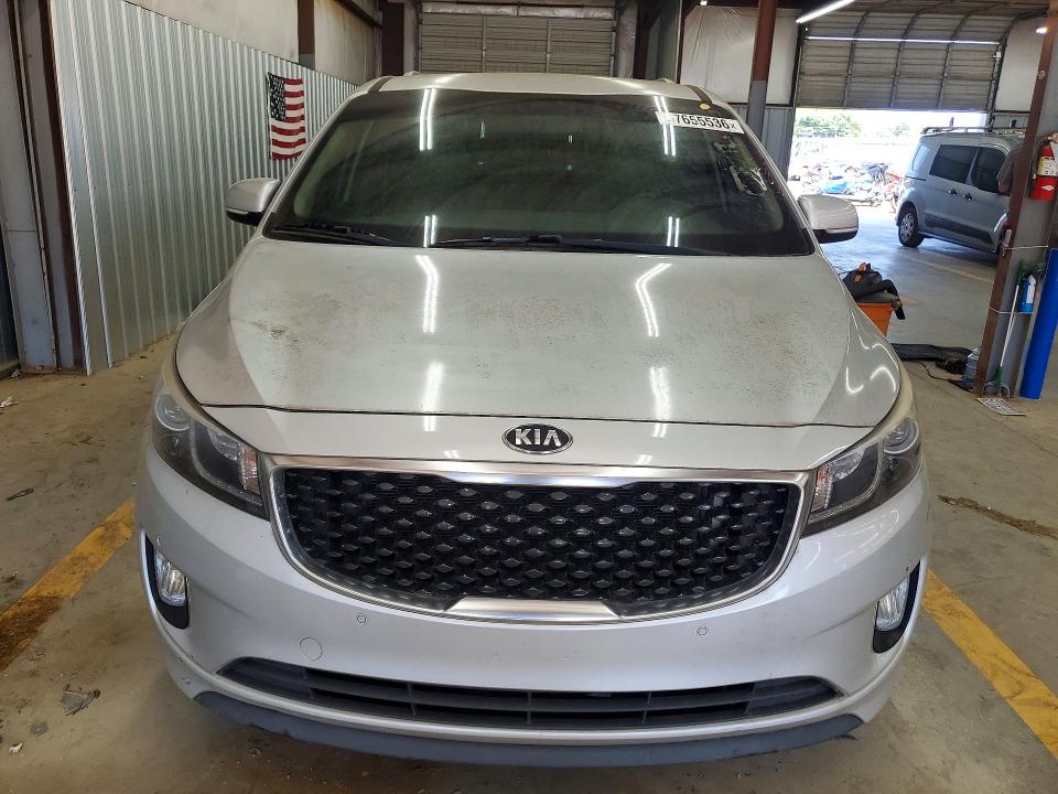 67655536 :رقم المزاد ، KNDMC5C13J6348819 vin ، 2018 Kia Sedona مزاد بيع