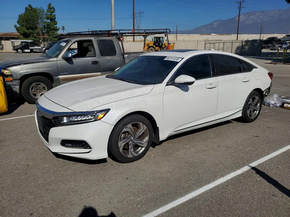 66761536 :رقم المزاد ، 1HGCV1F5XJA219505 vin ، 2018 Honda Accord مزاد بيع