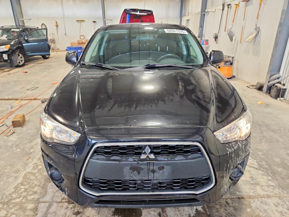 68961376 :رقم المزاد ، 4A4AR3AW8FE040555 vin ، 2015 Mitsubishi Outlander Sport مزاد بيع