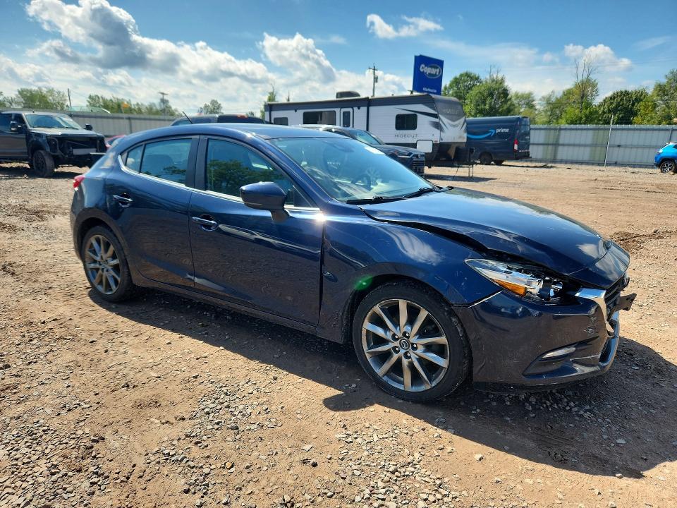 67319416 :رقم المزاد ، 3MZBN1L33JM204194 vin ، 2018 Mazda 3 مزاد بيع