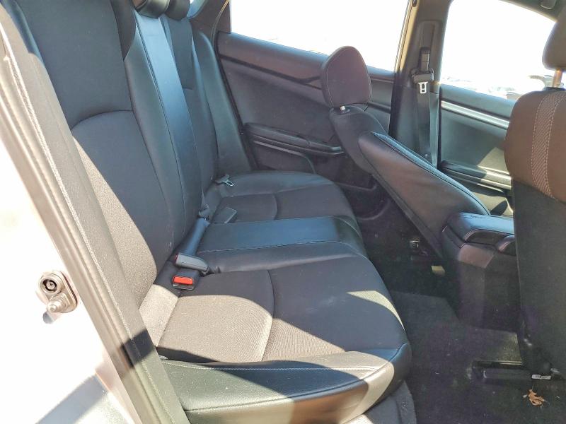 69121846 :رقم المزاد ، 19XFC2E8XKE015398 vin ، 2019 Honda Civic مزاد بيع