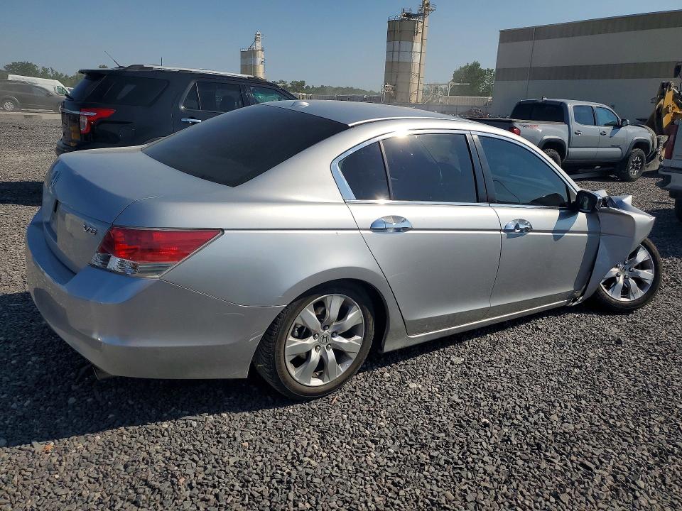 2010 Honda Accord მანქანა იყიდება აუქციონზე, vin: 1HGCP3F80AA003646, აუქციონის ნომერი: 67613686