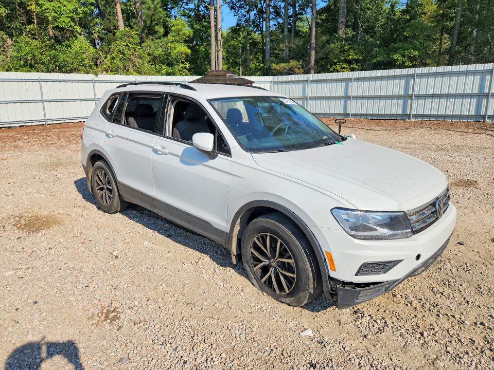 Продажа на аукционе авто 2021 Volkswagen Tiguan, vin: 3VV1B7AX7MM022701, номер лота: 67472156