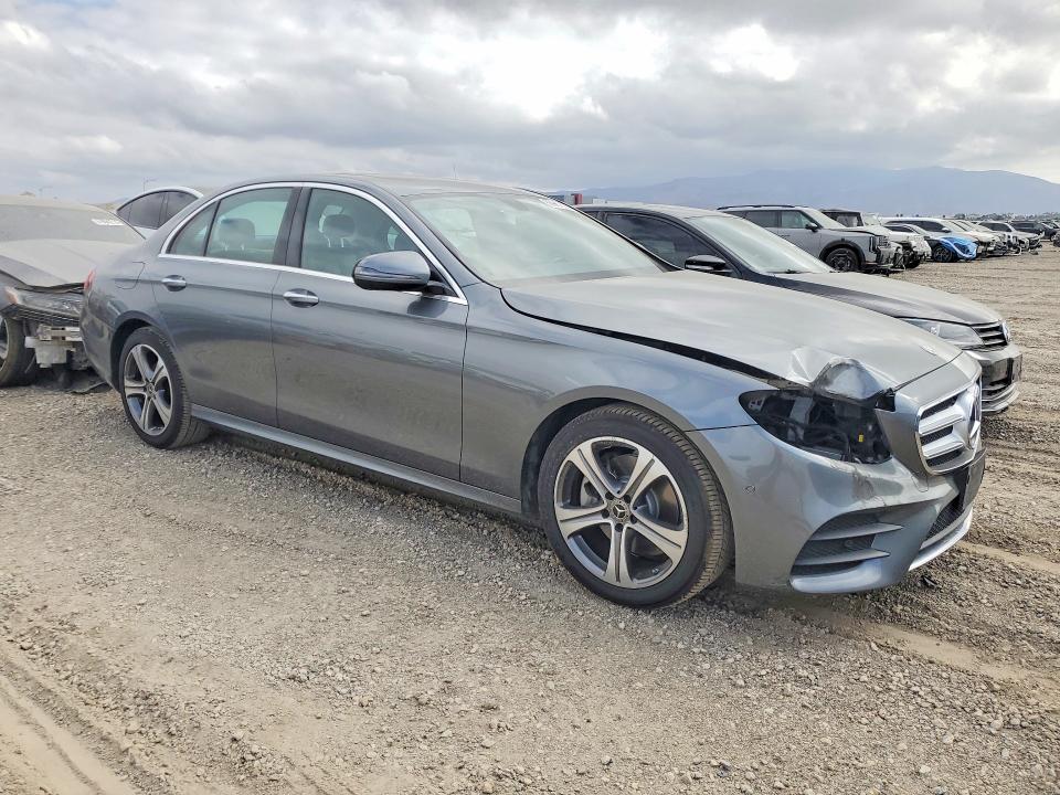 2018 Mercedes-benz E მანქანა იყიდება აუქციონზე, vin: WDDZF4JB7JA399102, აუქციონის ნომერი: 68967866