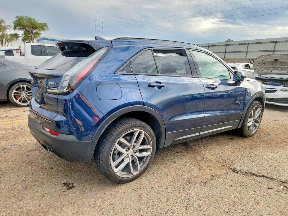 2020 Cadillac Xt4 მანქანა იყიდება აუქციონზე, vin: 1GYFZFR41LF081398, აუქციონის ნომერი: 67023196