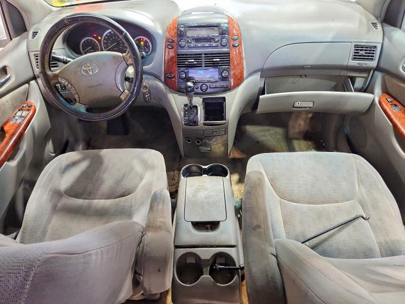2005 Toyota Sienna მანქანა იყიდება აუქციონზე, vin: 5TDZA22C95S262384, აუქციონის ნომერი: 67429236