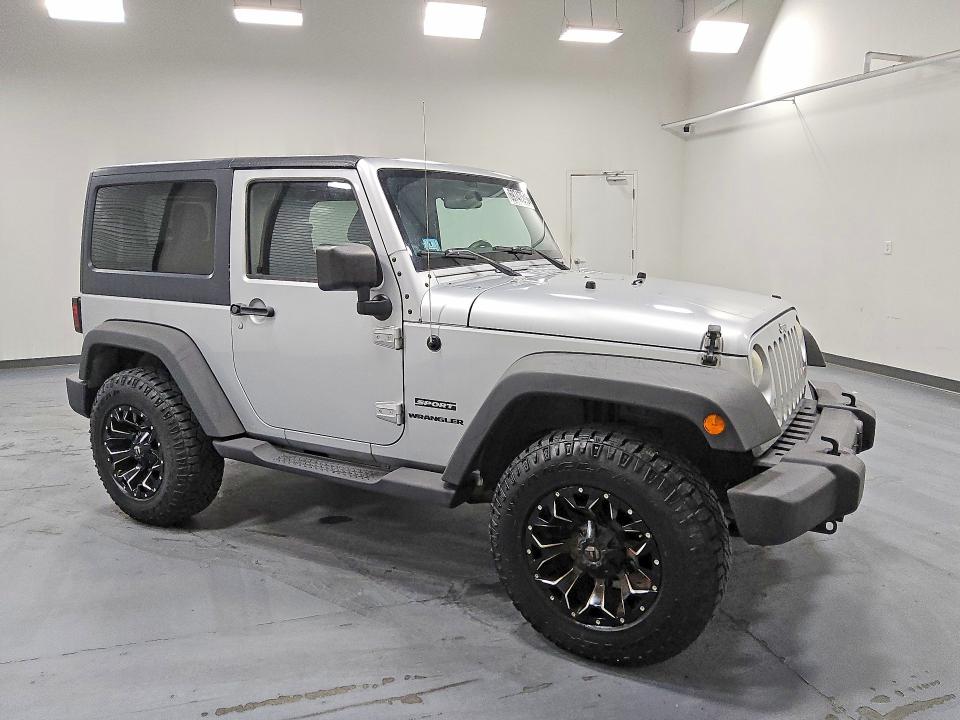 69747546 :رقم المزاد ، 1J4GA2D17BL636517 vin ، 2011 Jeep Wrangler مزاد بيع