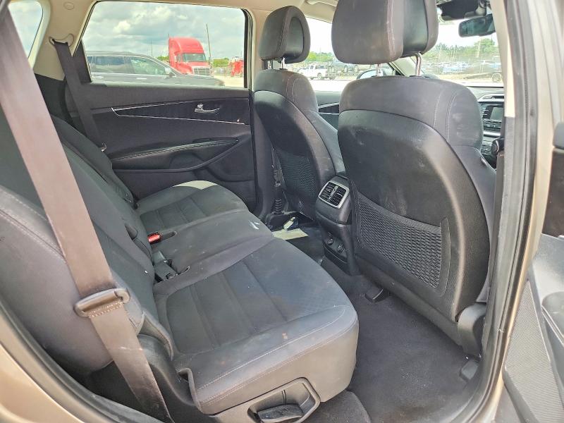 68068296 :رقم المزاد ، 5XYPG4A36GG088521 vin ، 2016 Kia Sorento مزاد بيع