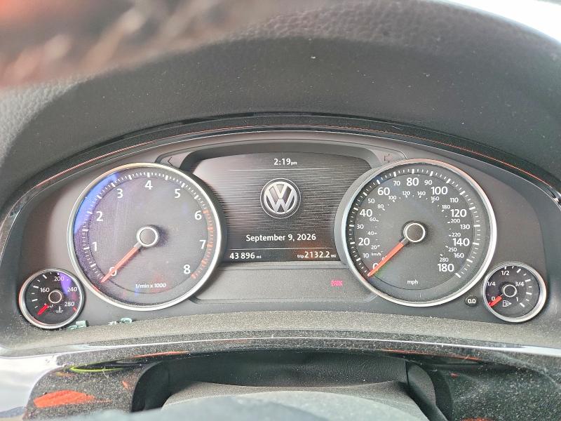 2017 Volkswagen Touareg მანქანა იყიდება აუქციონზე, vin: WVGEF7BP1HD000659, აუქციონის ნომერი: 67811106