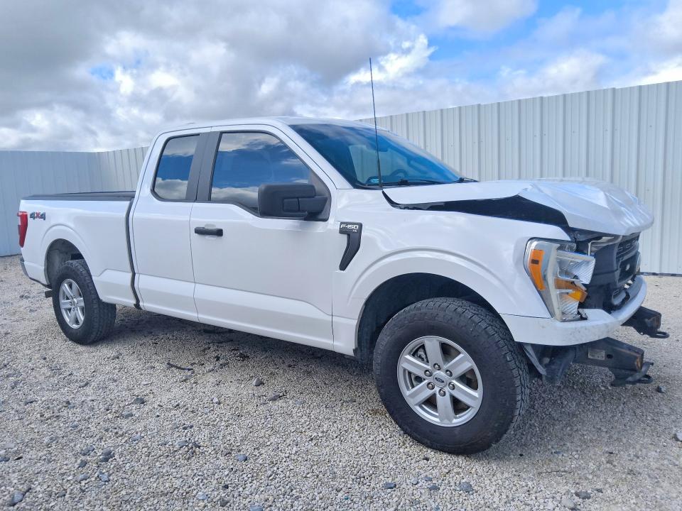 69612046 :رقم المزاد ، 1FTEX1EB3NKF27396 vin ، 2022 Ford F150 مزاد بيع