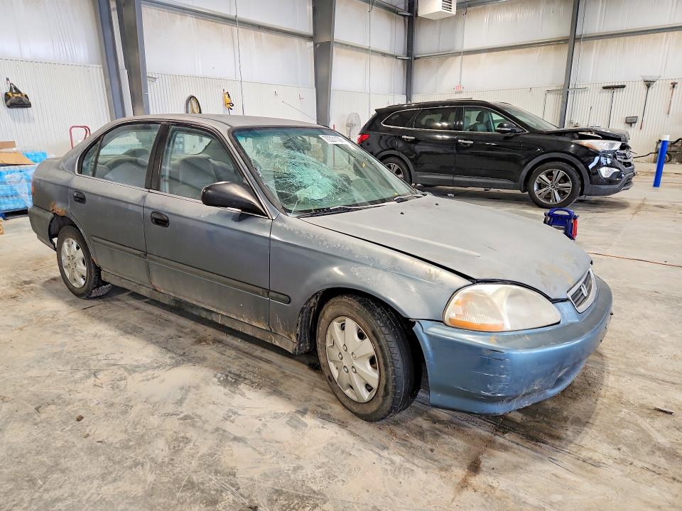 70331136 :رقم المزاد ، 2HGEJ6677WH586423 vin ، 1998 Honda Civic مزاد بيع