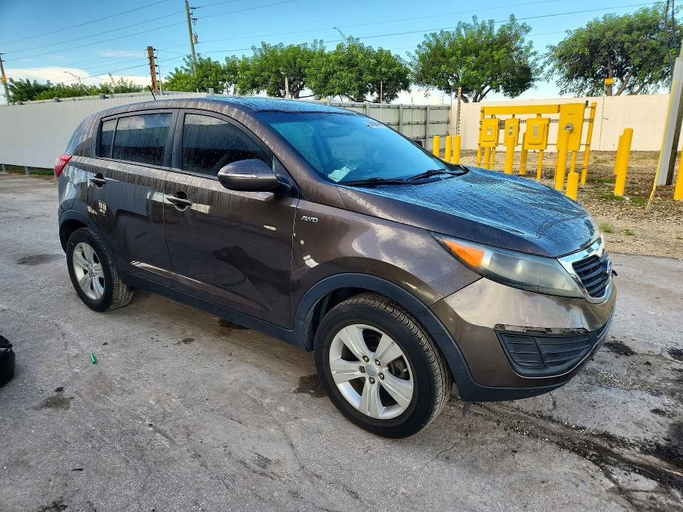 69402076 :رقم المزاد ، KNDPBCA27C7286032 vin ، 2012 Kia Sportage مزاد بيع