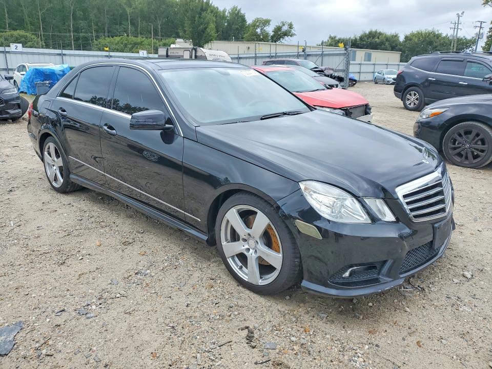 70003776 :رقم المزاد ، WDDHF8HB3BA364664 vin ، 2011 Mercedes-benz E مزاد بيع