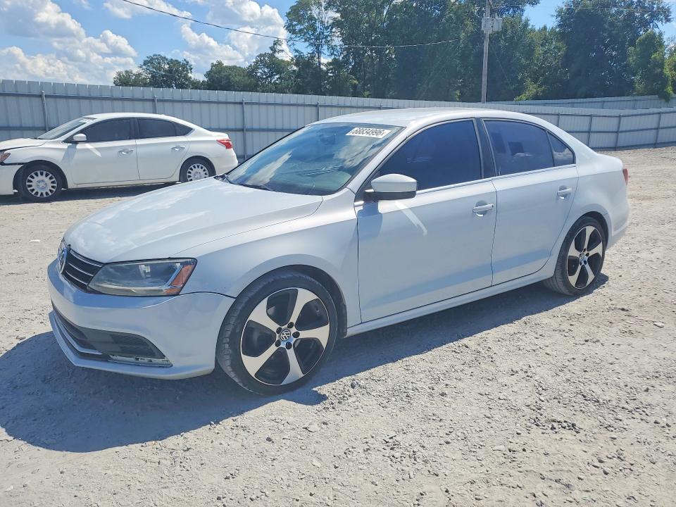 68834996 :رقم المزاد ، 3VW2B7AJ3HM215638 vin ، 2017 Volkswagen Jetta مزاد بيع