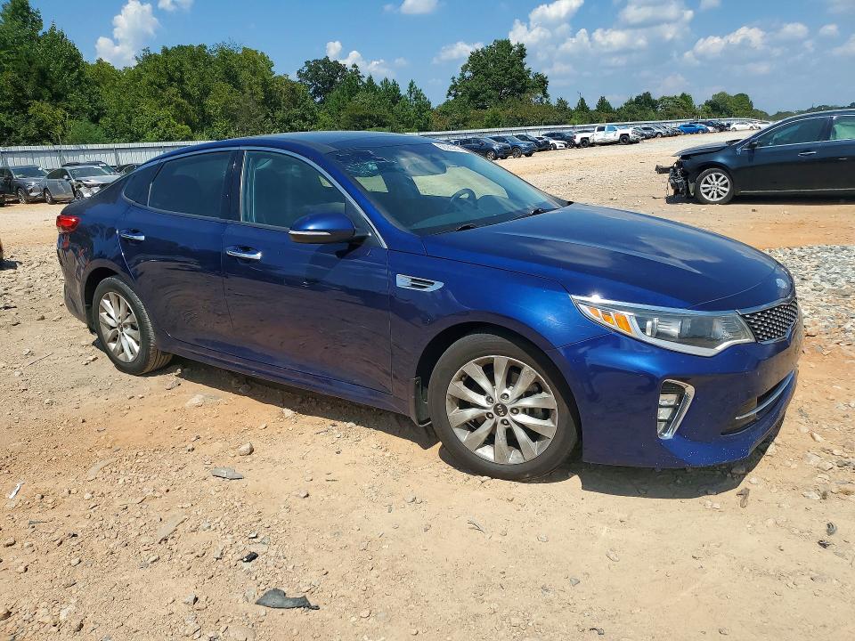 Продаж на аукціоні авто 2018 Kia Optima, vin: 5XXGT4L30JG247621, номер лоту: 68063276