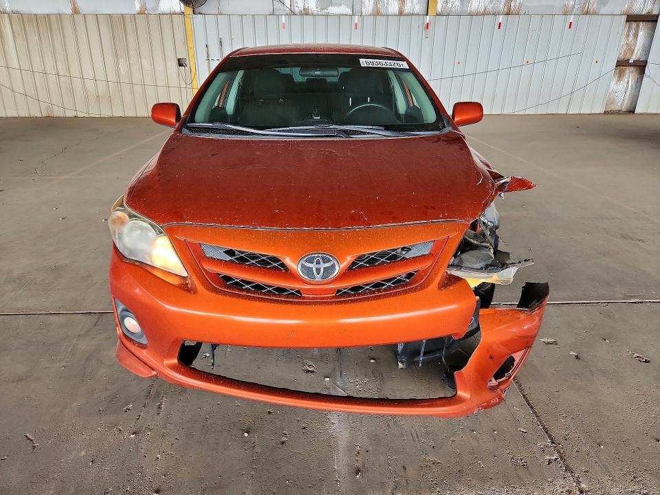 69363326 :رقم المزاد ، 2T1BU4EE0DC074183 vin ، 2013 Toyota Corolla مزاد بيع