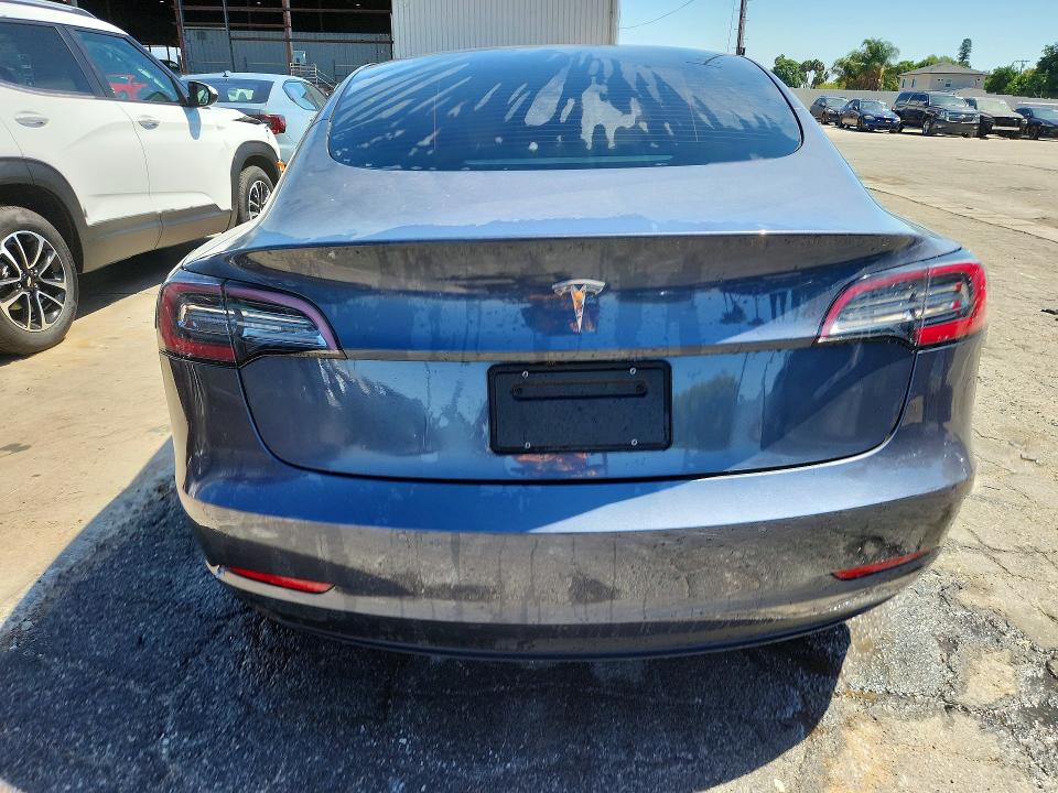 Продажа на аукционе авто 2022 Tesla Model 3, vin: 5YJ3E1EA4NF372990, номер лота: 67561706