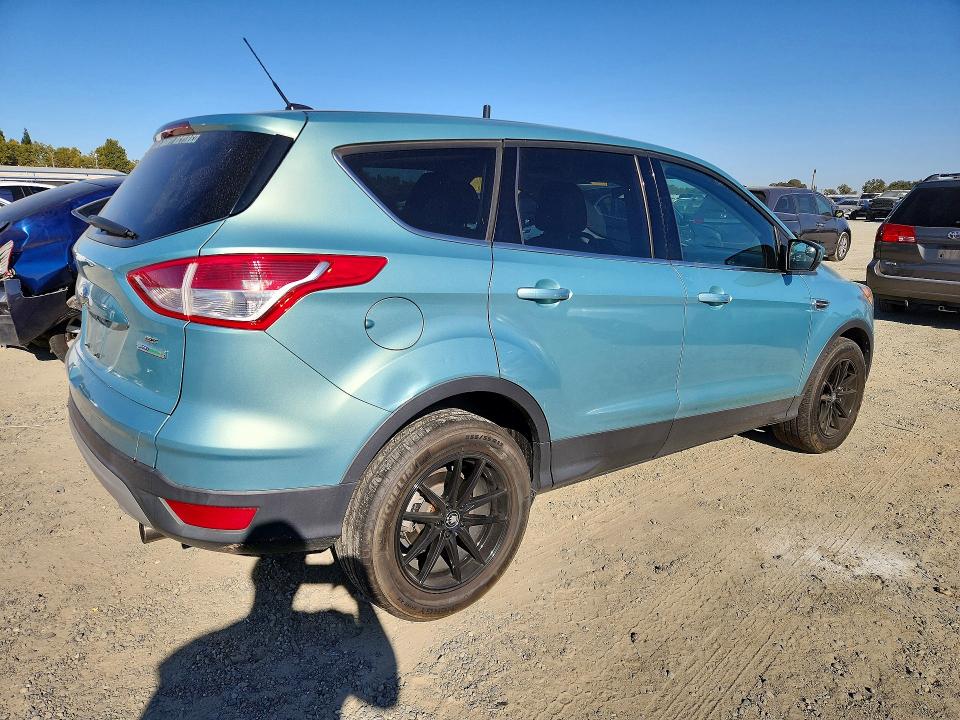68808696 :رقم المزاد ، 1FMCU0GX6DUB31531 vin ، 2013 Ford Escape مزاد بيع