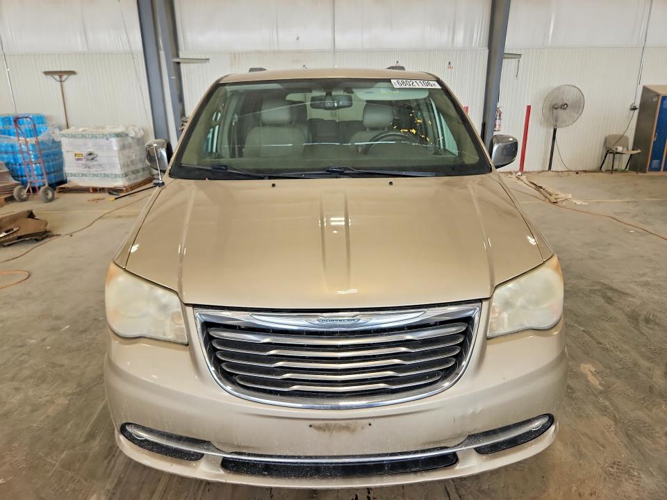 68021106 :رقم المزاد ، 2C4RC1CG1DR694724 vin ، 2013 Chrysler Town & Country مزاد بيع