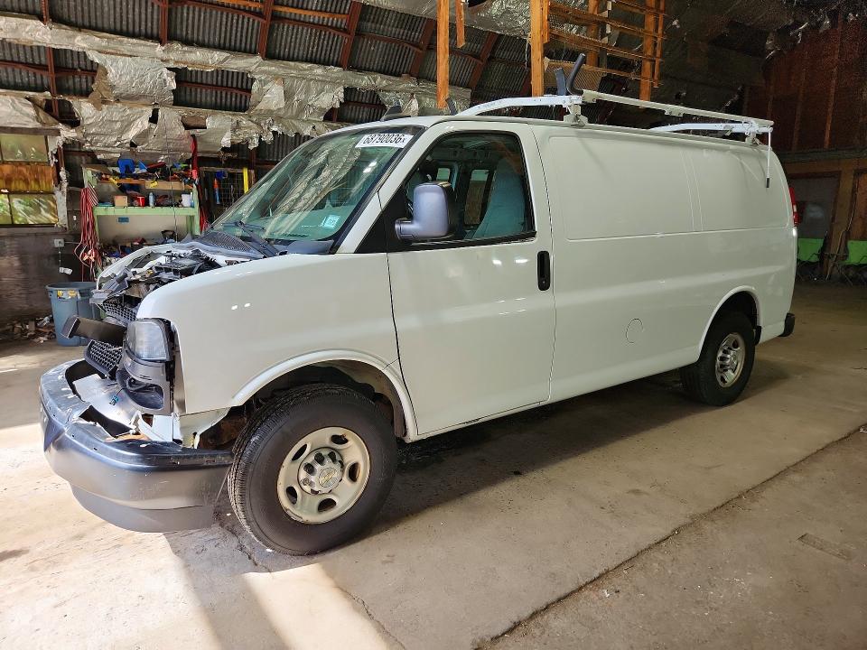 2020 Chevrolet Express G2500 მანქანა იყიდება აუქციონზე, vin: 1GCWGAFG9L1240842, აუქციონის ნომერი: 68790036