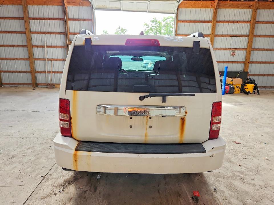 69359656 :رقم المزاد ، 1J4PN5GK2BW582312 vin ، 2011 Jeep Liberty مزاد بيع