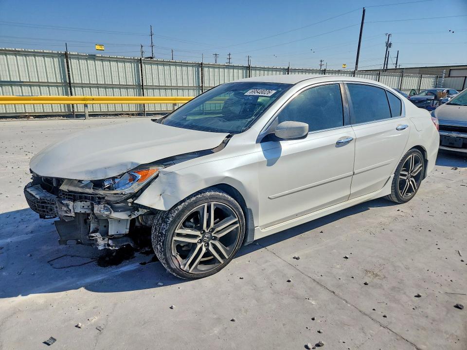 Auction sale of the 2017 Honda Accord, vin: 1HGCR2F13HA057332, lot number: 69548026