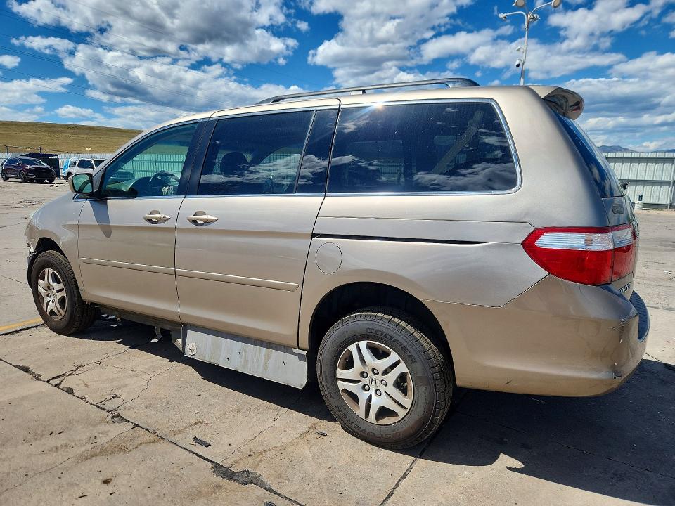 67108676 :رقم المزاد ، 5FNRL38777B105678 vin ، 2007 Honda Odyssey مزاد بيع
