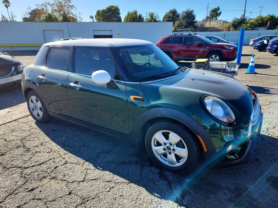 70045266 :رقم المزاد ، WMWXS5C59FT829182 vin ، 2015 Mini Cooper مزاد بيع