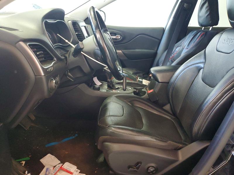 68943566 :رقم المزاد ، 1C4PJMLX6LD635183 vin ، 2020 Jeep Cherokee مزاد بيع