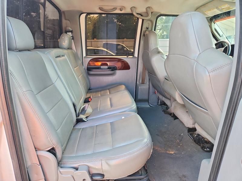 67883096 :رقم المزاد ، 1FTSW21P86ED21259 vin ، 2006 Ford F250 مزاد بيع