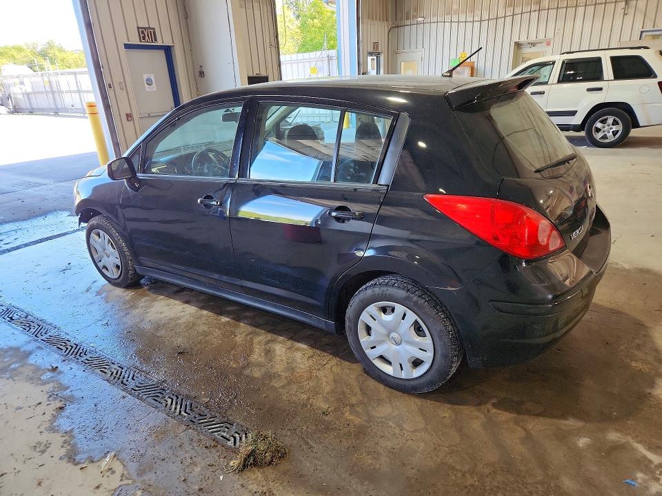 70086766 :رقم المزاد ، 3N1BC1CP4AL456511 vin ، 2010 Nissan Versa مزاد بيع