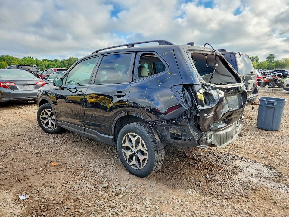 69261226 :رقم المزاد ، JF2SKAFC7MH492741 vin ، 2021 Subaru Forester مزاد بيع