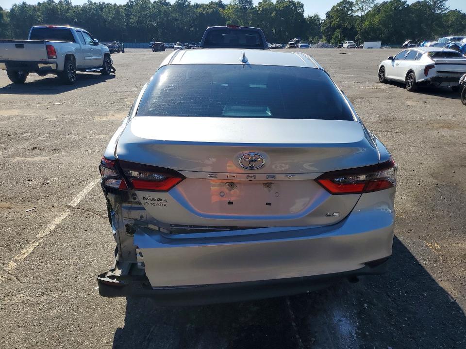 2021 Toyota Camry მანქანა იყიდება აუქციონზე, vin: 4T1C11AK9MU449655, აუქციონის ნომერი: 69506076