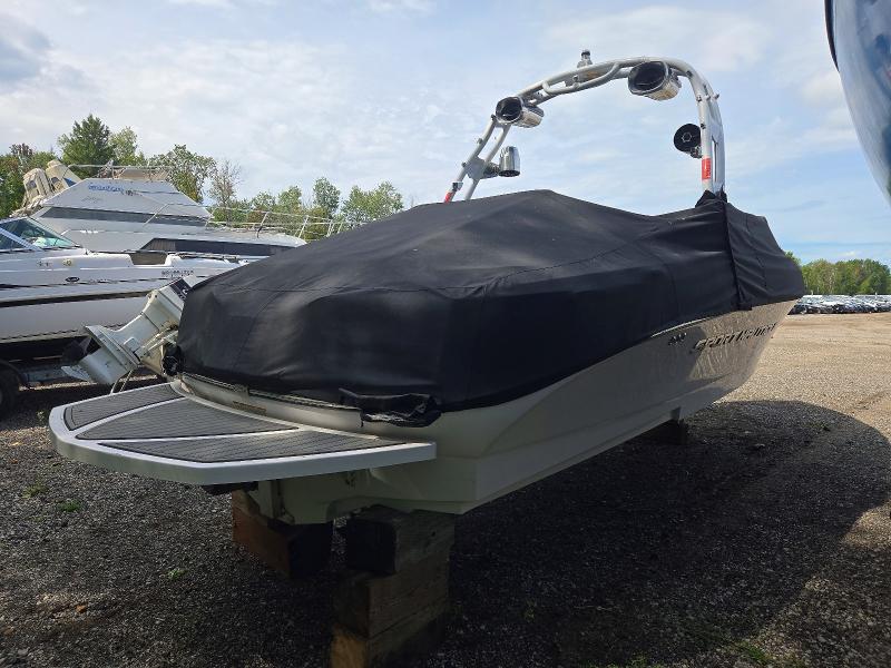 67122926 :رقم المزاد ، CTC18033C111 vin ، 2011 Nautique 226 Team Addition مزاد بيع