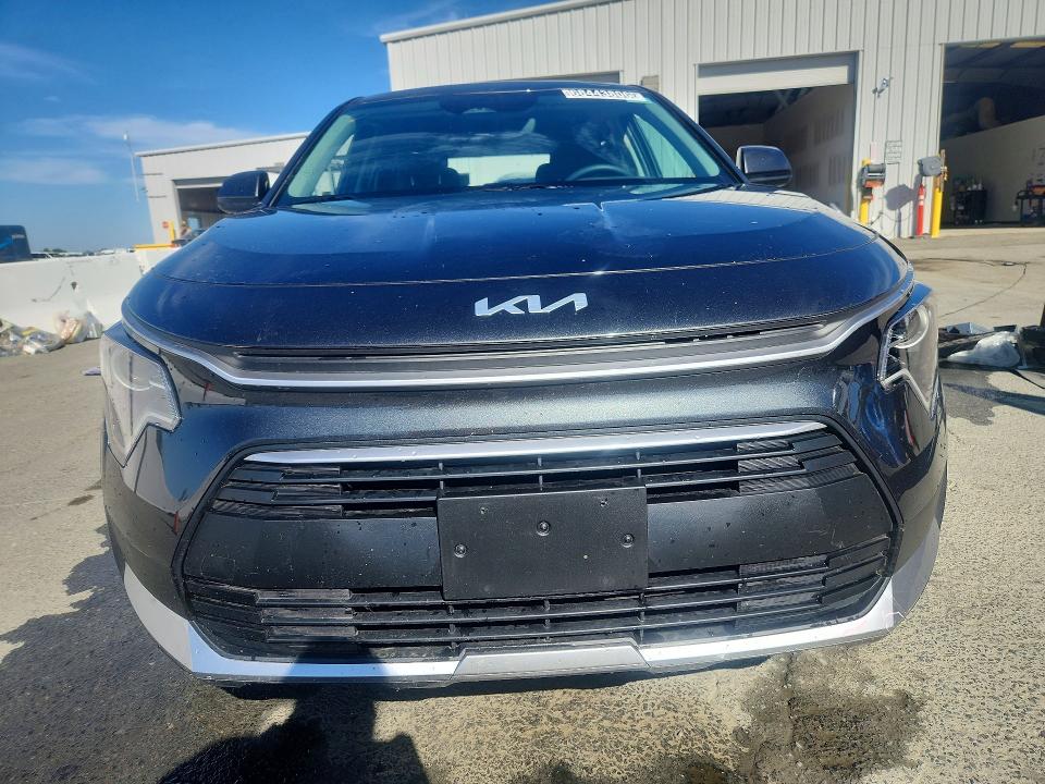 2026 Kia Niro მანქანა იყიდება აუქციონზე, vin: KNDCP3LE5T5363600, აუქციონის ნომერი: 68443806