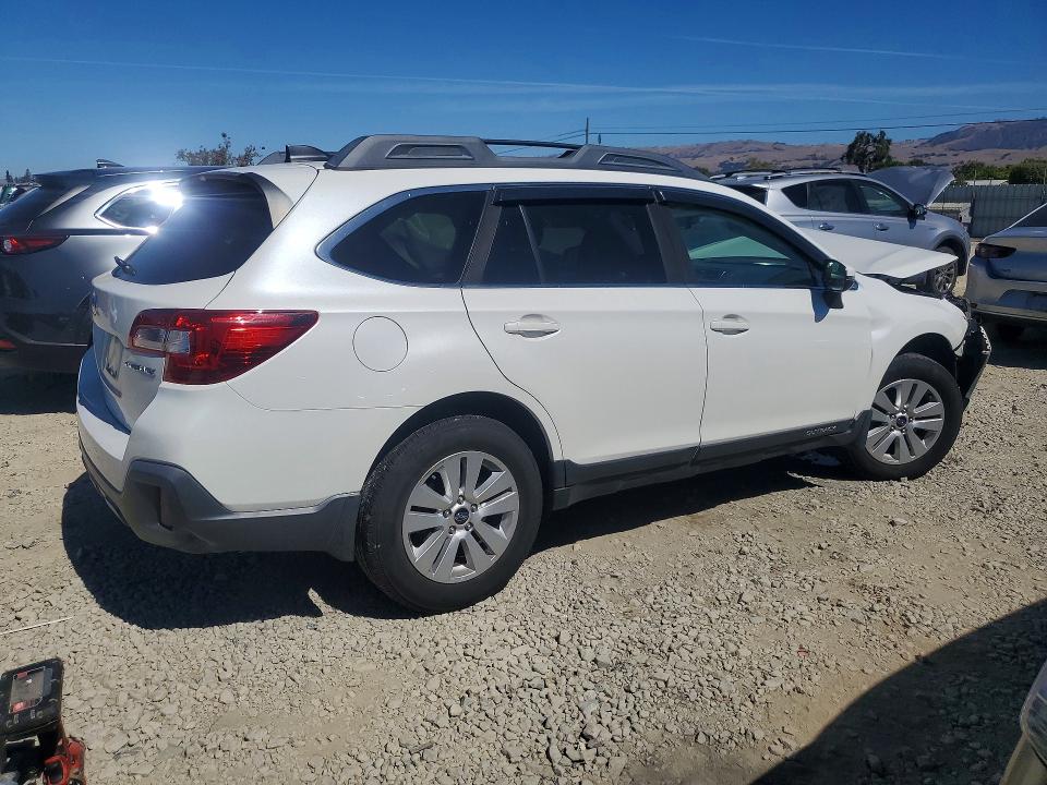 Auction sale of the 2019 Subaru Outback, vin: 4S4BSAHC2K3359967, lot number: 68867896