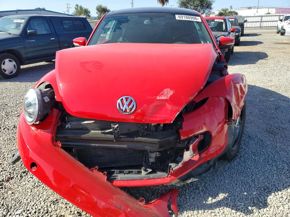 Продажа на аукционе авто 2015 Volkswagen Beetle, vin: 3VWJ17AT4FM648334, номер лота: 69180996
