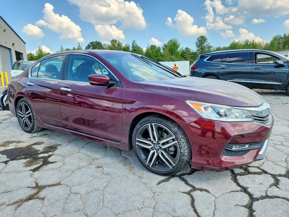 69069186 :رقم المزاد ، 1HGCR2F52HA023305 vin ، 2017 Honda Accord مزاد بيع