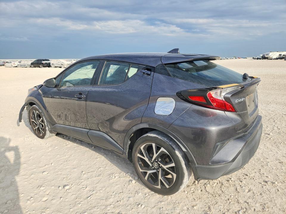 68040736 :رقم المزاد ، NMTKHMBX5JR058024 vin ، 2018 Toyota C-hr مزاد بيع