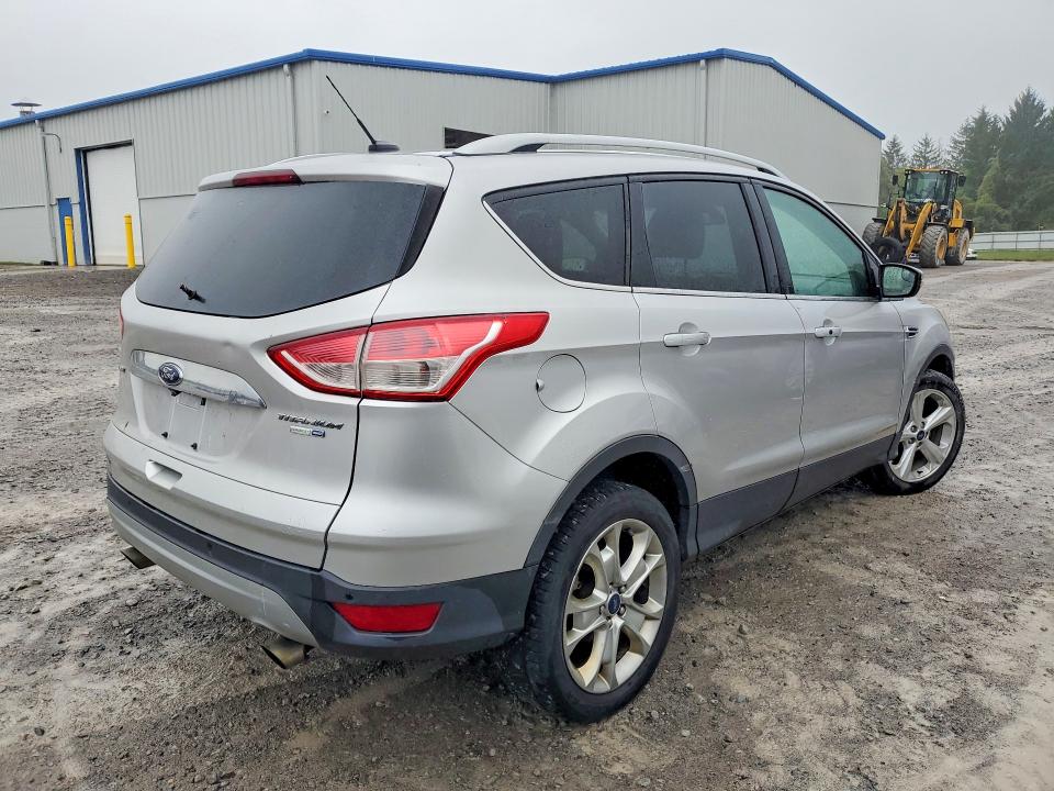 Продаж на аукціоні авто 2015 Ford Escape, vin: 1FMCU9J95FUA19885, номер лоту: 70953796