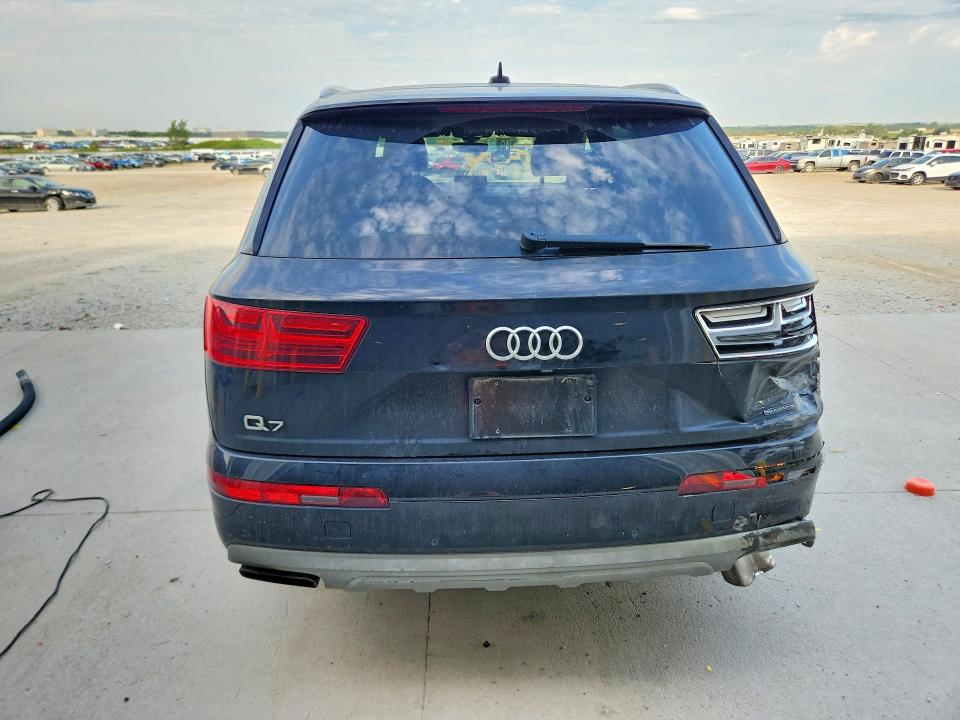 Продаж на аукціоні авто 2018 Audi Q7, vin: WA1AAAF74JD006321, номер лоту: 67989716