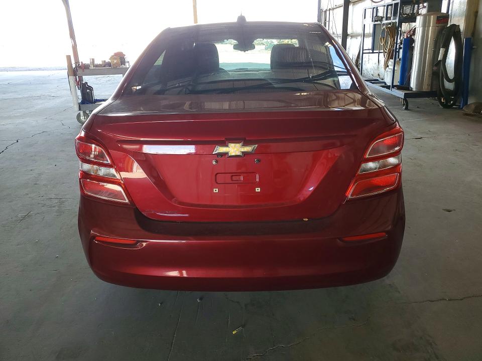 70196326 :رقم المزاد ، 1G1JD5SB8K4148535 vin ، 2019 Chevrolet Sonic مزاد بيع