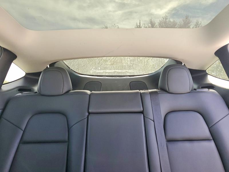 67935926 :رقم المزاد ، 7SAYGDEE5NF481515 vin ، 2022 Tesla Model Y مزاد بيع