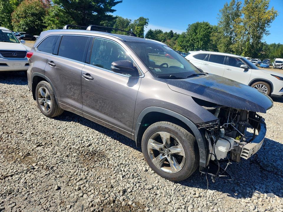 Продажа на аукционе авто 2018 Toyota Highlander, vin: 5TDDZRFH4JS843965, номер лота: 68138096