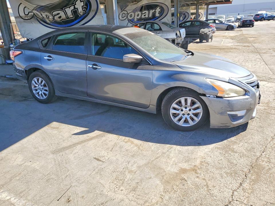 2014 Nissan Altima მანქანა იყიდება აუქციონზე, vin: 1N4AL3AP3EN359464, აუქციონის ნომერი: 70667886